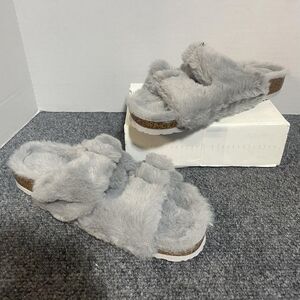Fitory Shoes Womens Size 7 Gray Fuzzy Faux Fur Slide Slippers Sandals Comfort